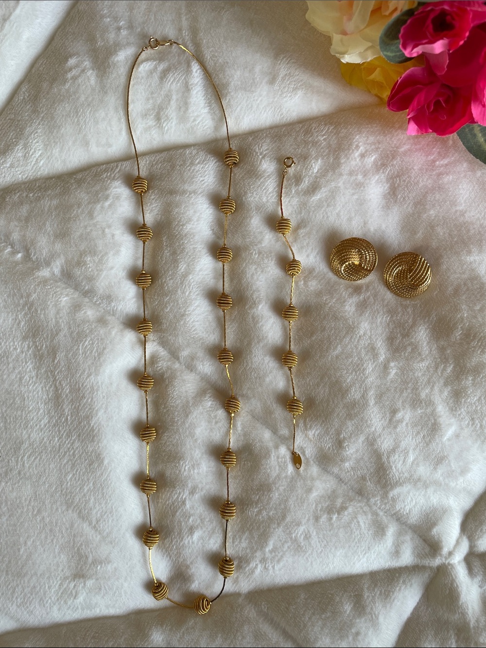 Vintage Trifari TM 3 pcs.Gold Necklace Bracelet & Woven Earring Set